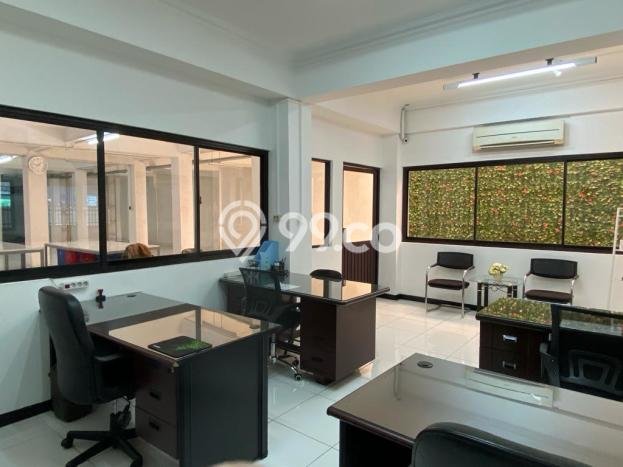 Dijual Rumah Luas Elegan Dengan View Cantik di Tamansari, Jakarta Barat Dijual Rumah Luas Elegan Dengan View Cantik di Tamansari, Jakarta Barat