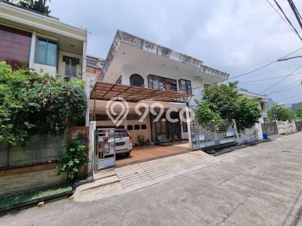 Rumah Mewah LB 470m2 Siap Huni Desain Elegan di Jelambar, Jakarta Barat Rumah Mewah LB 470m2 Siap Huni Desain Elegan di Jelambar, Jakarta Barat