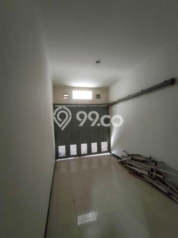 Disewakan! Rumah 6 Kamar Tidur &
4 Kamar Mandi di Turangga, Bandung Disewakan! Rumah 6 Kamar Tidur &
4 Kamar Mandi di Turangga, Bandung