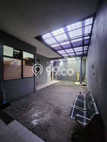 Unit Ruko Paling Strategis di Batununggal Bandung dengan LB 300m2 Unit Ruko Paling Strategis di Batununggal Bandung dengan LB 300m2