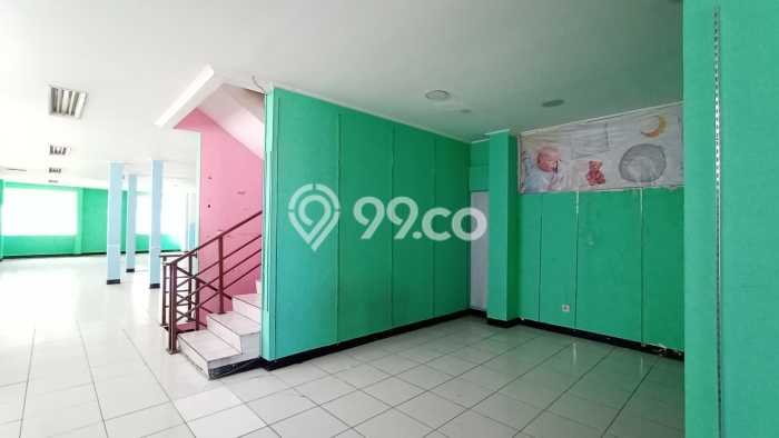 Ruko Kawasan Astanaanyar, Luas 400m2m², Area Komersial, Posisi Strategis Ruko Kawasan Astanaanyar, Luas 400m2m², Area Komersial, Posisi Strategis
