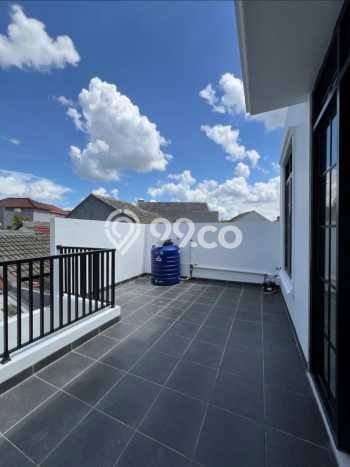 For Sale Rumah 3 Kamar Lokasi Strategis Bagus dan Strategis di BSD For Sale Rumah 3 Kamar Lokasi Strategis Bagus dan Strategis di BSD