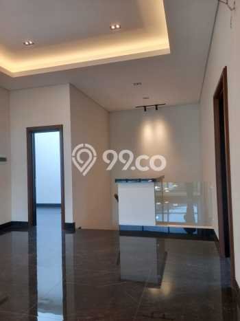 Rumah Elit LB 365m2 Siap Huni Desain Elegan di BSD The Icon, Tangerang Rumah Elit LB 365m2 Siap Huni Desain Elegan di BSD The Icon, Tangerang