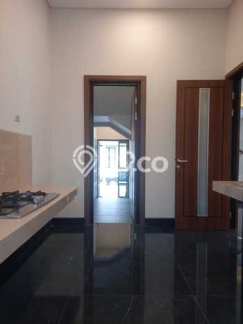 Rumah Elit LB 365m2 Siap Huni Desain Elegan di BSD The Icon, Tangerang Rumah Elit LB 365m2 Siap Huni Desain Elegan di BSD The Icon, Tangerang