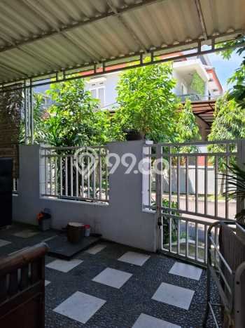 For Sale Rumah 4 Kamar Lokasi Strategis Nyaman dan Strategis di BSD For Sale Rumah 4 Kamar Lokasi Strategis Nyaman dan Strategis di BSD