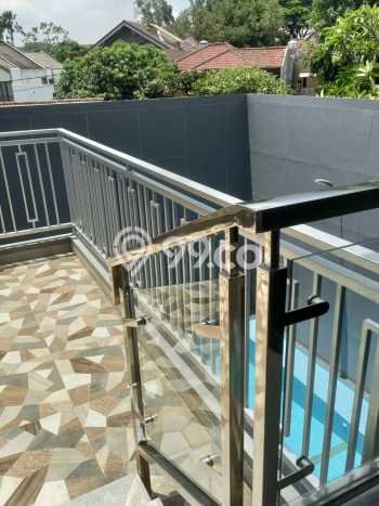 Siap Huni Rumah Mewah 7 Kamar di BSD Dekat ke Mana Pun Siap Huni Rumah Mewah 7 Kamar di BSD Dekat ke Mana Pun