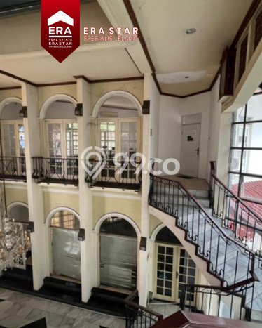 Siap Huni Hunian Elit 5 Kamar di Cilandak Dekat ke Mana Saja Siap Huni Hunian Elit 5 Kamar di Cilandak Dekat ke Mana Saja