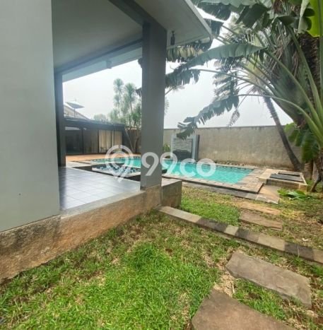 Rumah Luxury Modern Tanpa Renovasi di Jati Padang Jakarta Selatan Rumah Luxury Modern Tanpa Renovasi di Jati Padang Jakarta Selatan
