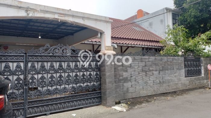 Rumah Elit Modern Siap Huni di Gandaria Jakarta Selatan Rumah Elit Modern Siap Huni di Gandaria Jakarta Selatan