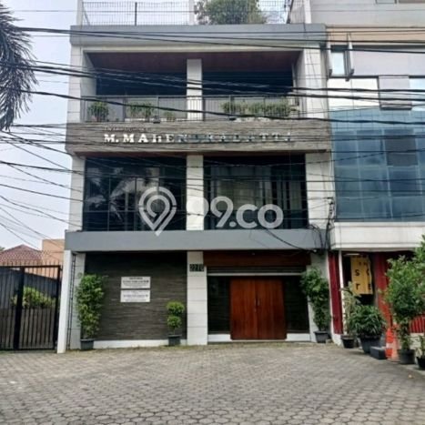 Ruko Dijual di Jakarta Selatan LT 348m2 & LB 750m2 Lokasi Terbaik! Ruko Dijual di Jakarta Selatan LT 348m2 & LB 750m2 Lokasi Terbaik!