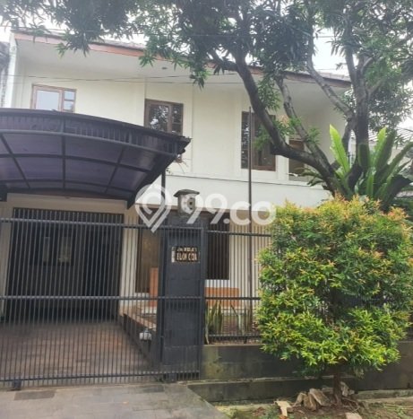 Rumah Elit Modern Tanpa Renovasi di Lebak Bulus Jakarta Selatan Rumah Elit Modern Tanpa Renovasi di Lebak Bulus Jakarta Selatan
