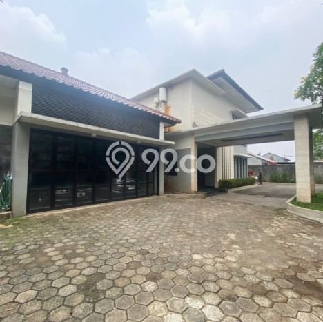 Rumah Luxury Modern Tanpa Renovasi di Jati Padang Jakarta Selatan Rumah Luxury Modern Tanpa Renovasi di Jati Padang Jakarta Selatan