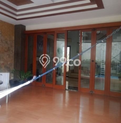 Rumah Luxury Modern Tanpa Renovasi di Pondok Indah Jakarta Selatan Rumah Luxury Modern Tanpa Renovasi di Pondok Indah Jakarta Selatan