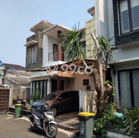 Rumah Mewah Siap Huni LT 160m2 di Mampang Prapatan, Jakarta Selatan Rumah Mewah Siap Huni LT 160m2 di Mampang Prapatan, Jakarta Selatan