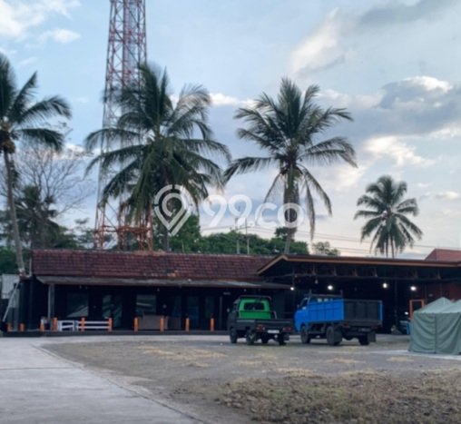 Unit Komersial Dijual di Cugenang Cianjur Luas Bangunan 600m2 Unit Komersial Dijual di Cugenang Cianjur Luas Bangunan 600m2