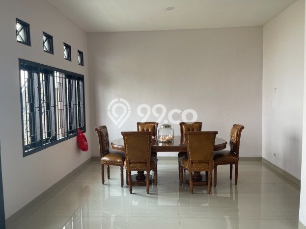 Jual Rumah Murah Meriah Cipayung Punya 4 Kamar & LT 354m2 Jual Rumah Murah Meriah Cipayung Punya 4 Kamar & LT 354m2