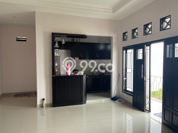 Jual Rumah Murah Meriah Cipayung Punya 4 Kamar & LT 354m2 Jual Rumah Murah Meriah Cipayung Punya 4 Kamar & LT 354m2