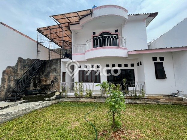 Jual Rumah Murah Meriah Cipayung Punya 4 Kamar & LT 354m2 Jual Rumah Murah Meriah Cipayung Punya 4 Kamar & LT 354m2