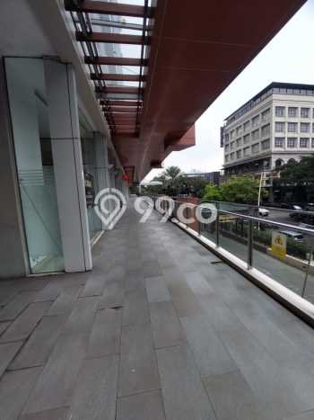Komersial Bagus Dijual LB 168m2 Lokasi Strategis Jakarta Selatan Area Cocok untuk Bisnis Komersial Bagus Dijual LB 168m2 Lokasi Strategis Jakarta Selatan Area Cocok untuk Bisnis