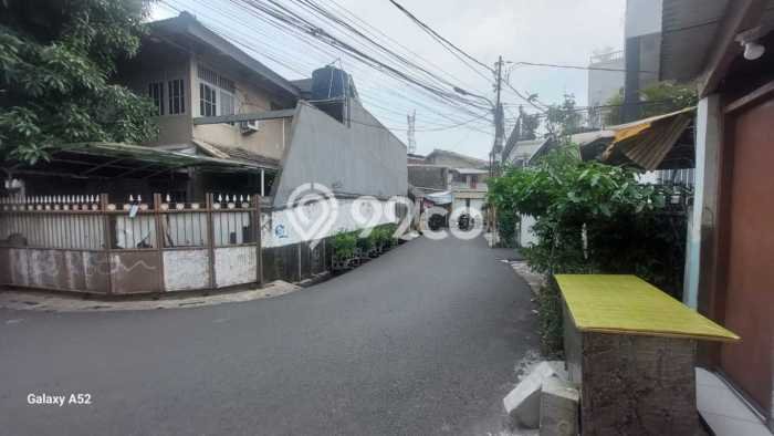 Rumah Modern 4 KT di Kota Bambu Selatan Jakarta Barat Unfurnished Rumah Modern 4 KT di Kota Bambu Selatan Jakarta Barat Unfurnished