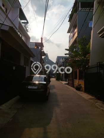 Dijual Cepat Rumah Favorit Siap Huni LB 200m2 di Grogol Petamburan, Jakarta Barat Dijual Cepat Rumah Favorit Siap Huni LB 200m2 di Grogol Petamburan, Jakarta Barat