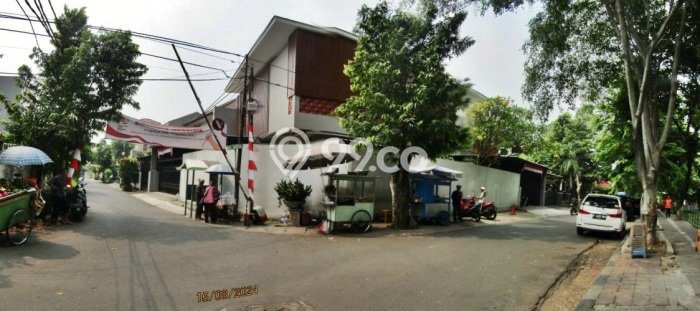 Hunian Mewah LB 555m2 Siap Pakai Desain Elegan di Guntur, Jakarta Selatan Hunian Mewah LB 555m2 Siap Pakai Desain Elegan di Guntur, Jakarta Selatan