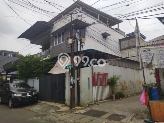 Hunian Mewah Dijual LT 318m2 di Kebon Jeruk, Jakarta Barat Hunian Mewah Dijual LT 318m2 di Kebon Jeruk, Jakarta Barat