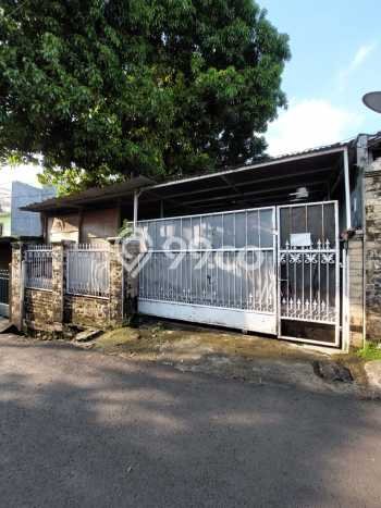 Rumah Modern Cantik 2 KT Bisa Langsung Pindah di Kebon Jeruk Rumah Modern Cantik 2 KT Bisa Langsung Pindah di Kebon Jeruk
