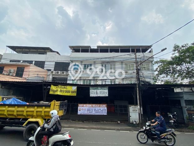 Ruko Dijual di Jakarta Selatan LT 351m2 & LB 634m2 Lokasi Terbaik! Ruko Dijual di Jakarta Selatan LT 351m2 & LB 634m2 Lokasi Terbaik!