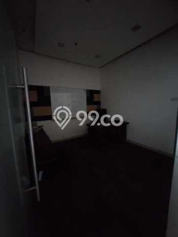 Komersial Bagus Dijual LB 168m2 Lokasi Strategis Jakarta Selatan Area Cocok untuk Bisnis Komersial Bagus Dijual LB 168m2 Lokasi Strategis Jakarta Selatan Area Cocok untuk Bisnis
