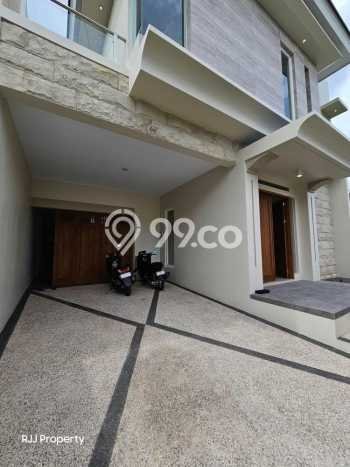 Rumah Modern Minimalis 5 KT Siap Huni di Depok Rumah Modern Minimalis 5 KT Siap Huni di Depok