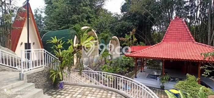 Vila di Turi, Ukuran 980m2m², Dekat ke berbagai keperluan Vila di Turi, Ukuran 980m2m², Dekat ke berbagai keperluan