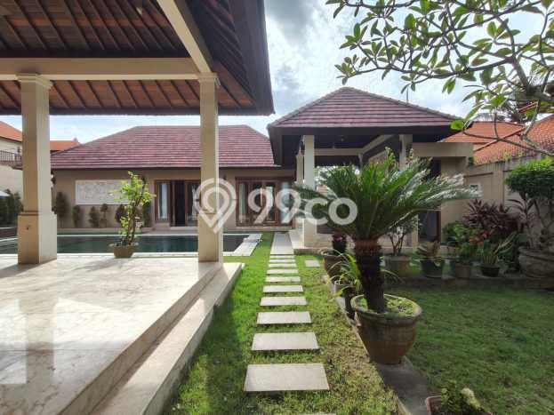 Dijual Rumah Luas Elegan Dengan View Eksklusif di Sanur, Denpasar Dijual Rumah Luas Elegan Dengan View Eksklusif di Sanur, Denpasar