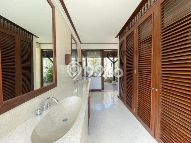 Dijual Rumah Mewah Megah Dengan View Cantik di Ungasan, Badung Dijual Rumah Mewah Megah Dengan View Cantik di Ungasan, Badung