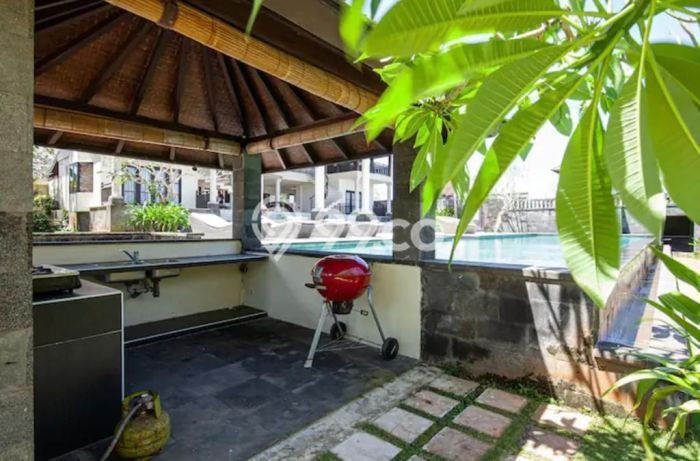 Hunian Mewah LB 500m2 Siap Pakai Desain Elegan di Ungasan, Badung Hunian Mewah LB 500m2 Siap Pakai Desain Elegan di Ungasan, Badung
