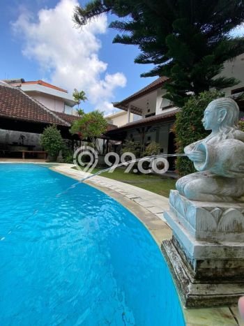 Hunian Super Mewah dengan Akses Paling Strategis di Seminyak, Badung Hunian Super Mewah dengan Akses Paling Strategis di Seminyak, Badung