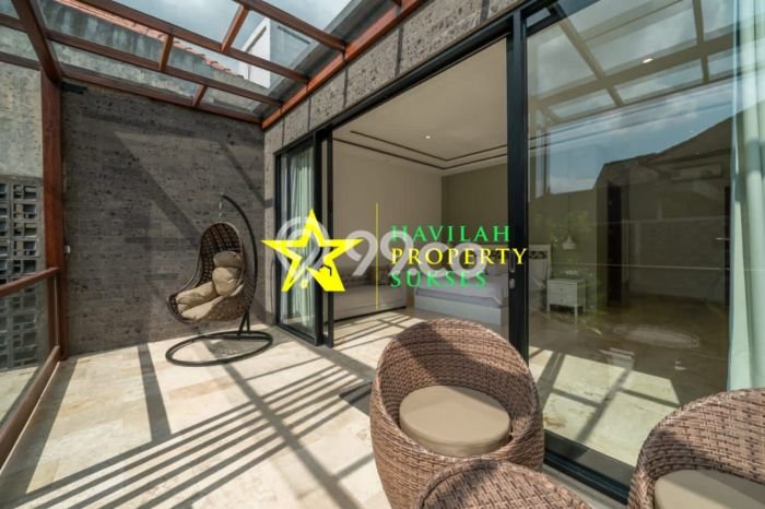 Rumah Mewah LB 500m2 Siap Huni Desain Elegan di Kerobokan, Badung Rumah Mewah LB 500m2 Siap Huni Desain Elegan di Kerobokan, Badung