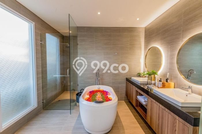 Rumah Elit LB 143m2 Siap Huni Desain Elegan di Nusa Dua, Badung Rumah Elit LB 143m2 Siap Huni Desain Elegan di Nusa Dua, Badung