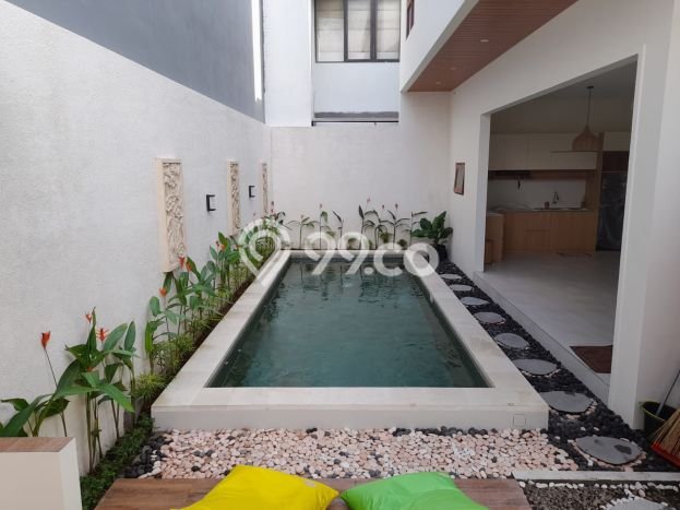 Hunian Ideal dengan LT 105m2 & LB 148m2 Dikontrakkan di Renon Hunian Ideal dengan LT 105m2 & LB 148m2 Dikontrakkan di Renon