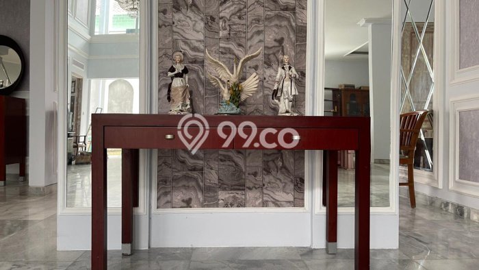 Rumah Elit Modern Tanpa Renovasi di Gatot Subroto Denpasar Rumah Elit Modern Tanpa Renovasi di Gatot Subroto Denpasar