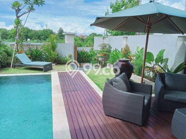 Hunian Elit LB 130m2 Siap Pakai Desain Elegan di Ungasan, Badung Hunian Elit LB 130m2 Siap Pakai Desain Elegan di Ungasan, Badung