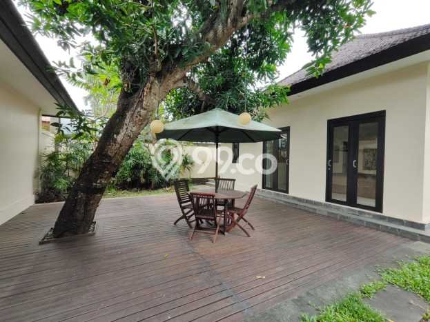 Rumah Mewah LB 600m2 Siap Huni Desain Elegan di Sanur, Denpasar Rumah Mewah LB 600m2 Siap Huni Desain Elegan di Sanur, Denpasar