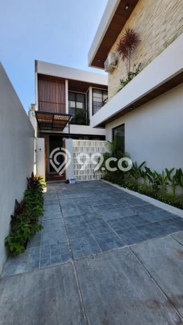 Dijual Rumah Mewah Elegan Dengan View Eksklusif di Umalas, Badung Dijual Rumah Mewah Elegan Dengan View Eksklusif di Umalas, Badung