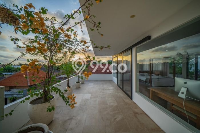For Sale! Premium House LT 160m2 Desain Modern di Umalas For Sale! Premium House LT 160m2 Desain Modern di Umalas
