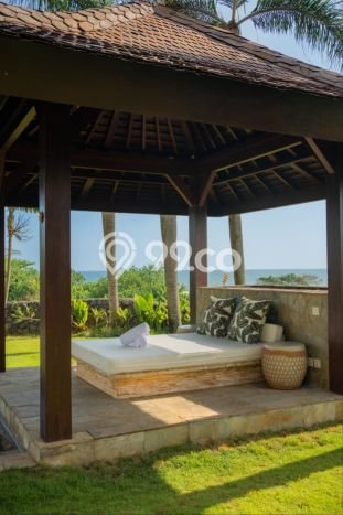 Rumah Mewah LB 1440m2 Siap Huni Desain Elegan di Beraban, Tabanan Rumah Mewah LB 1440m2 Siap Huni Desain Elegan di Beraban, Tabanan