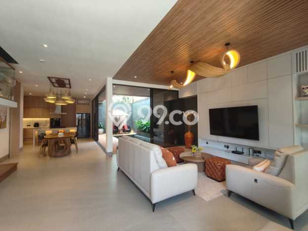 Vila Kawasan , Luas 176m2m², Area Premium Vila Kawasan , Luas 176m2m², Area Premium