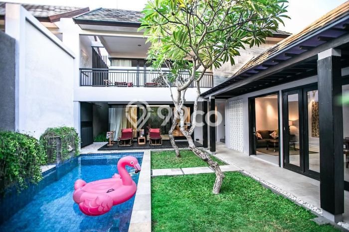 Jual Rumah Mewah Megah Dengan View Eksklusif di Seminyak, Badung Jual Rumah Mewah Megah Dengan View Eksklusif di Seminyak, Badung
