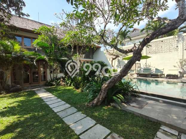 Dijual Rumah Luas Elegan Dengan View Cantik di Seminyak, Badung Dijual Rumah Luas Elegan Dengan View Cantik di Seminyak, Badung