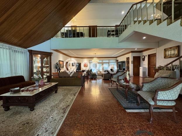 Ready to Use! Luxury House LT 940m2 Desain Modern di baranangsiang Ready to Use! Luxury House LT 940m2 Desain Modern di baranangsiang