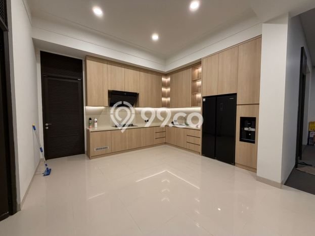 Dijual Rumah Mewah Megah Dengan View Cantik di Summarecon Bogor, Bogor Dijual Rumah Mewah Megah Dengan View Cantik di Summarecon Bogor, Bogor